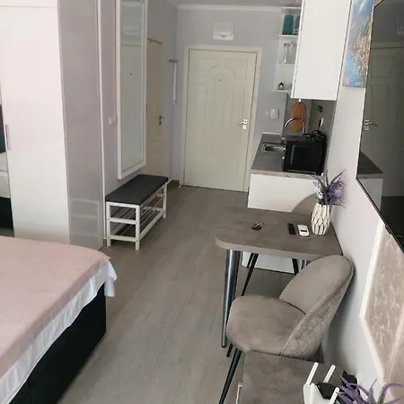 Lux Studio Valencia Gardens Апартамент Несебър